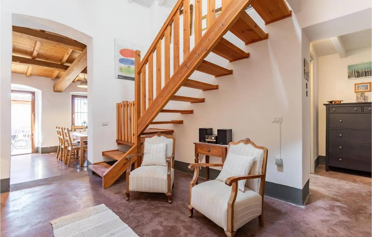 3 Bedroom Beautiful Home In Milis